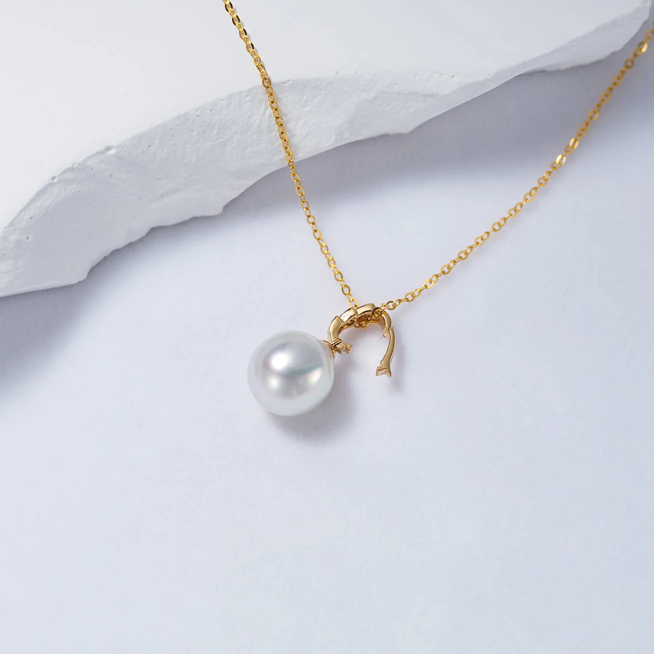 18K Solid Gold Diamond Saltwater Pearl Necklace KN00198