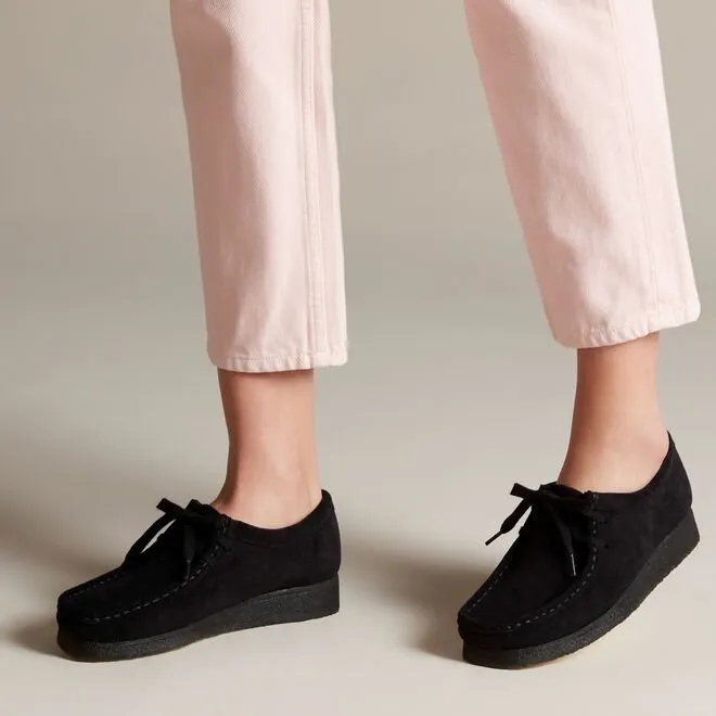 Clarks Wallabee women black