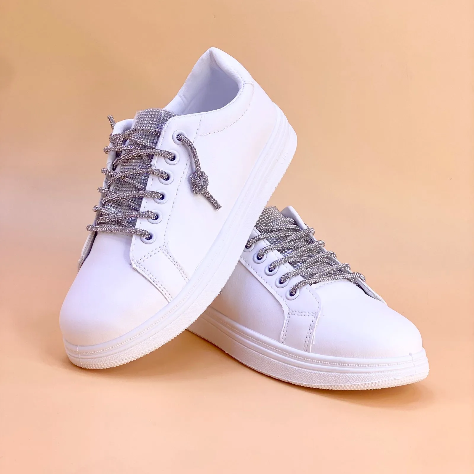 NEW , WOMEN SHOES W90