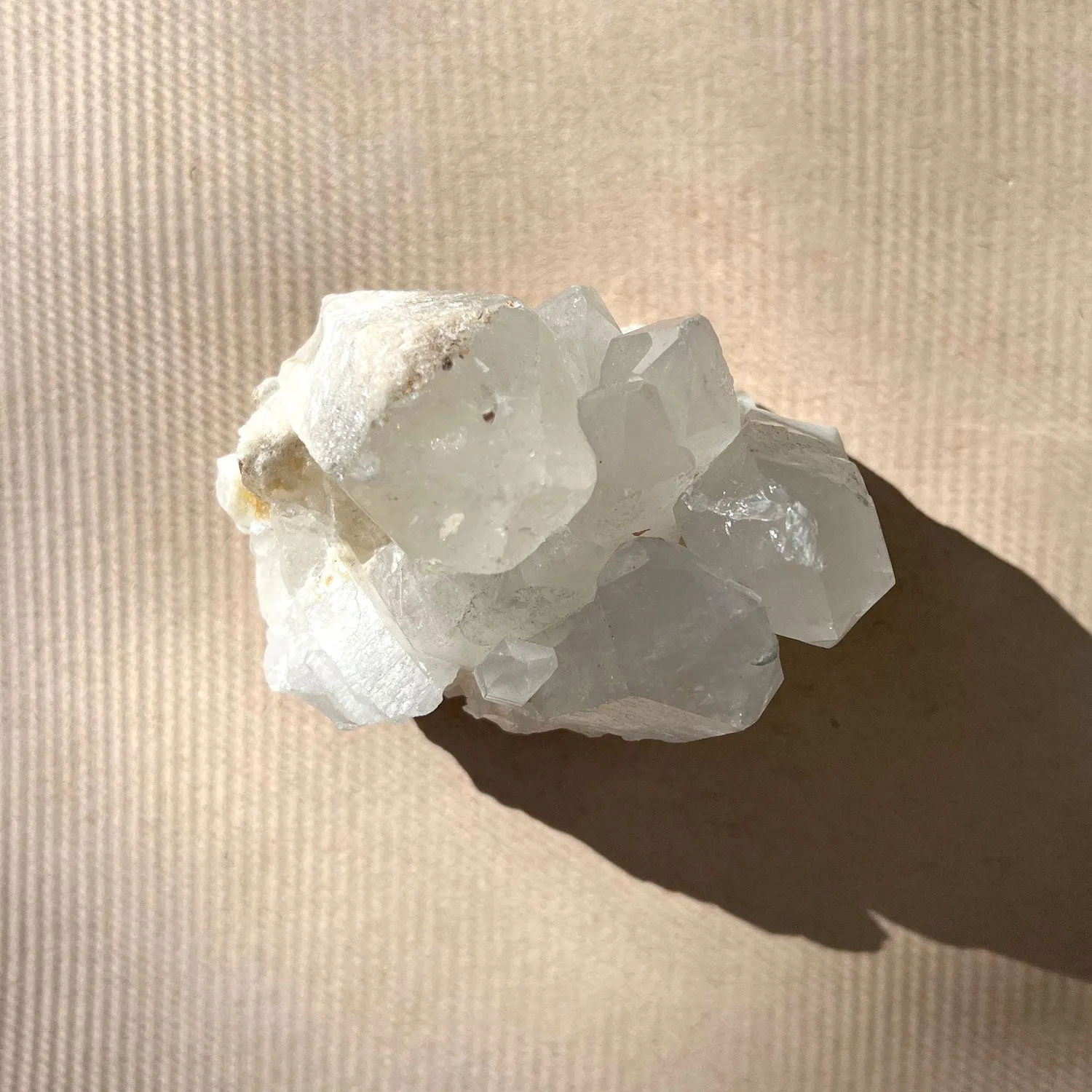 Quartz Crystal 4 SS01