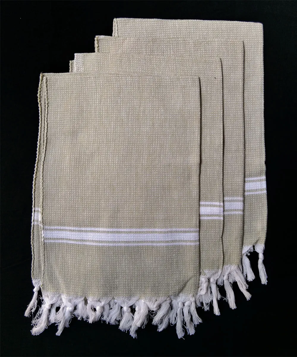 Set of 4 light green cotton handwoven napkin