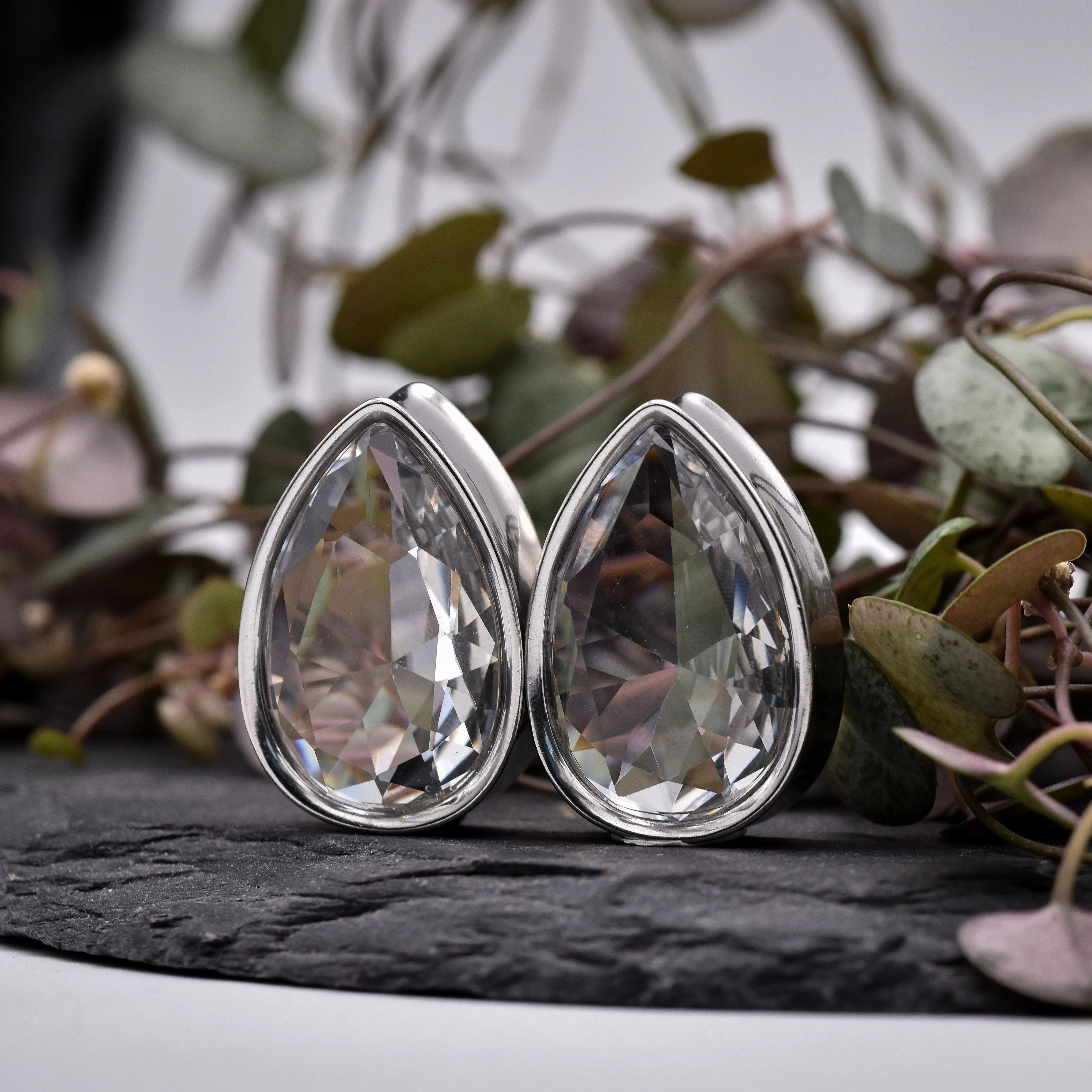 Silver Teardrop Crystal Tunnels