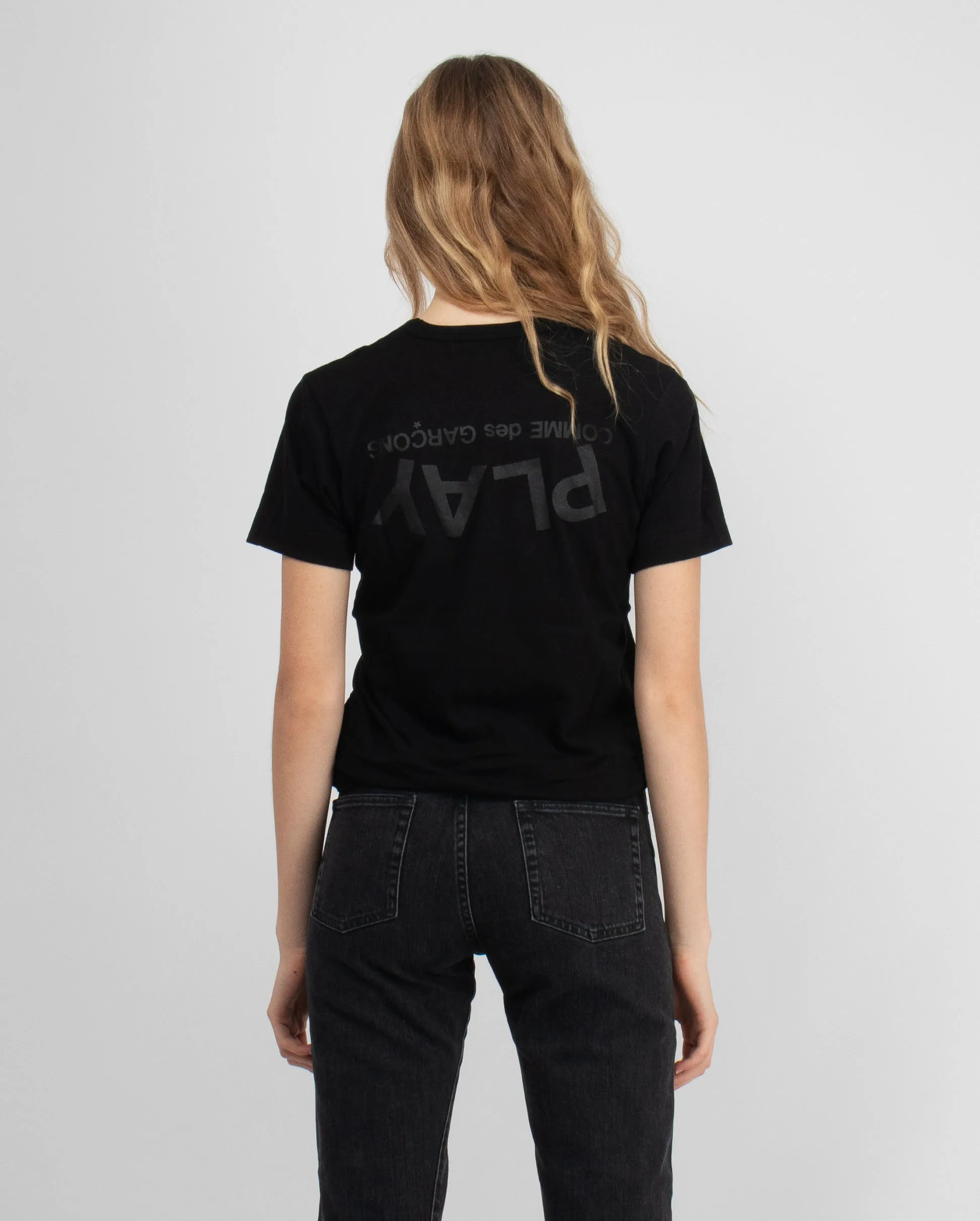 T187 BLACK PLAY LOGO T-SHIRT / BLACK